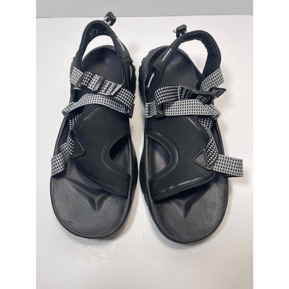 Nike Black Sandal with Gray Patterned Straps